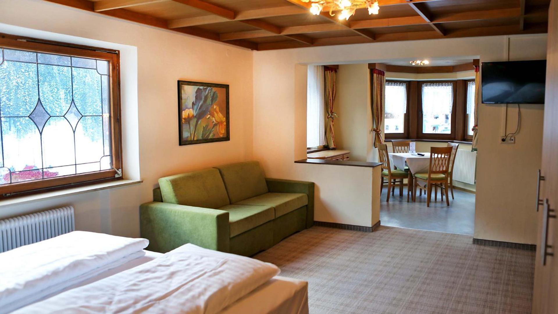 Gasthof Pension Madseiterhof Тукс Экстерьер фото